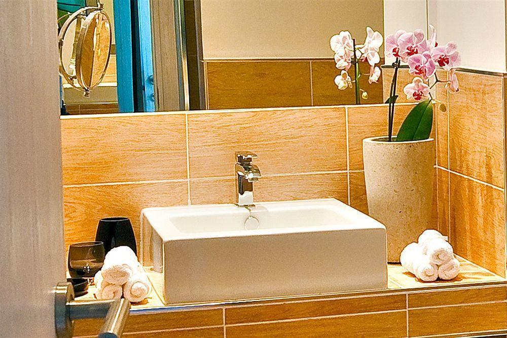 Bed and breakfast Romerooms Cola Di Rienzo